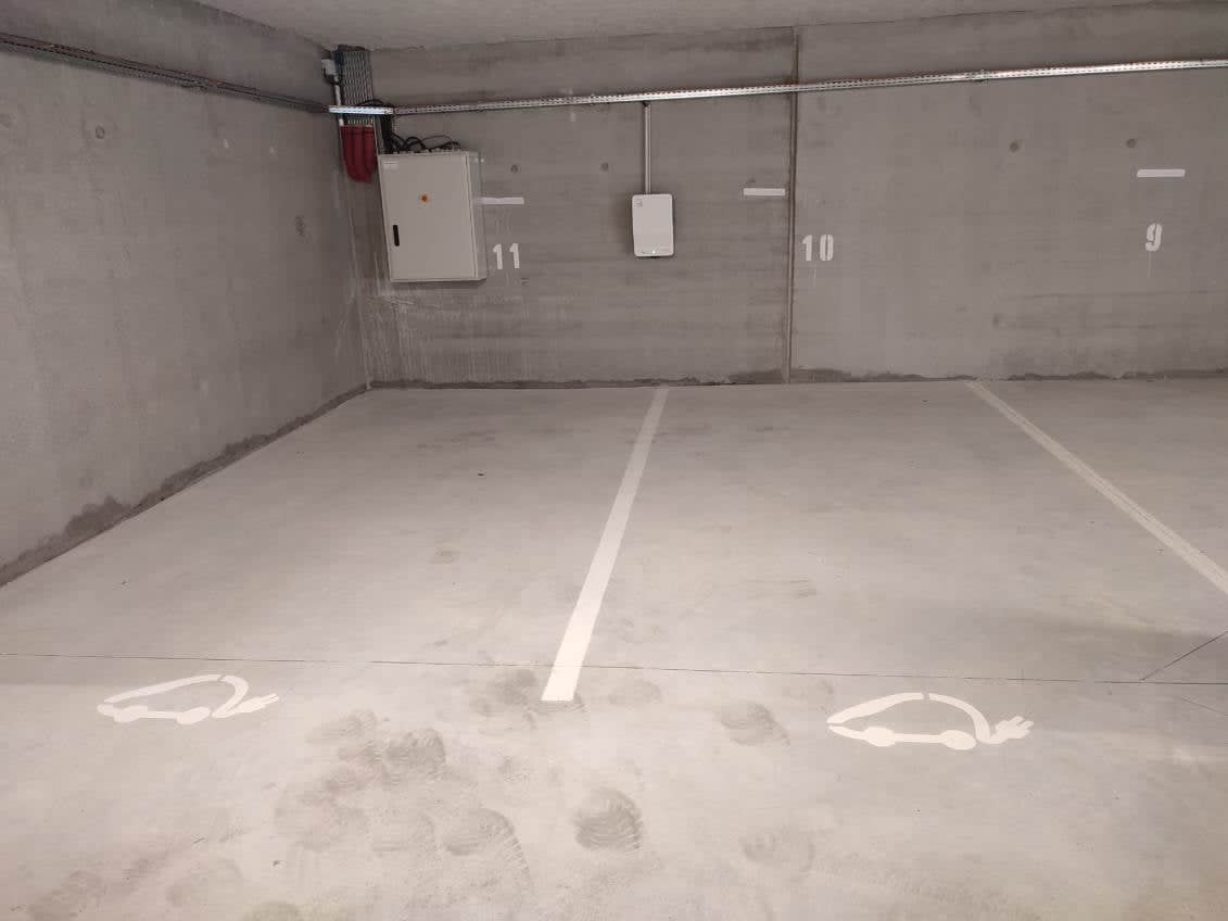 Bornes de recharge véhicules électriques